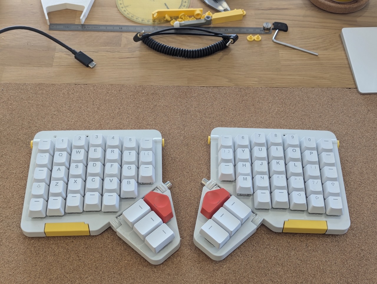 Keyboard with notch blanks